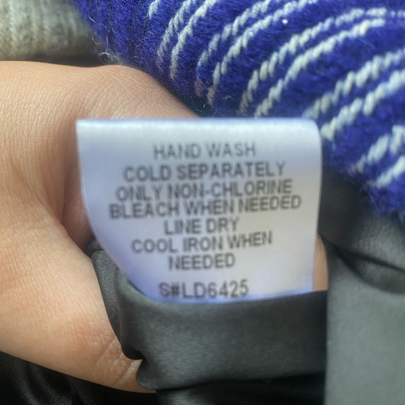 Luna Peplum Wool Top - Picture 7 of 9